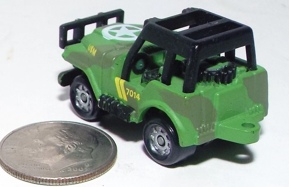 Small Micro Machine US Army Jeep with Roll Bars in Green Camo w/Black Roll Bars - Image 3 of 3