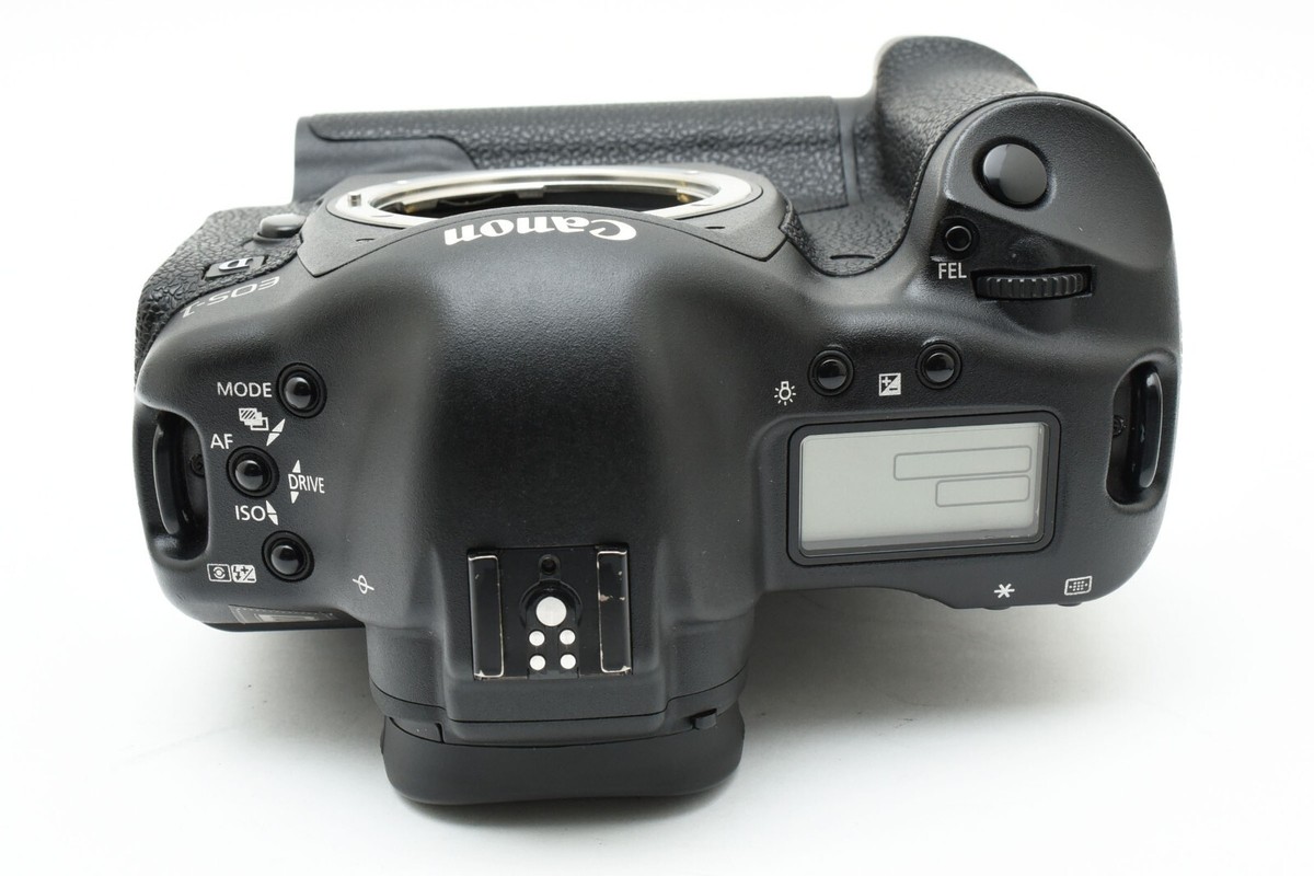 キヤノン EOS-1 D Mark II N Camera #C200 Near Mint] Canon EOS-1 D Mark II N 8.2MP Digital SLR Camera