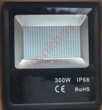 Faro led SMD 300watt da esterno per campo sportivo,tennis,calcetto,insegne
