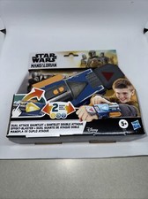 STAR WARS The Mandalorian Dual Attack Gauntlet Lights Brand New