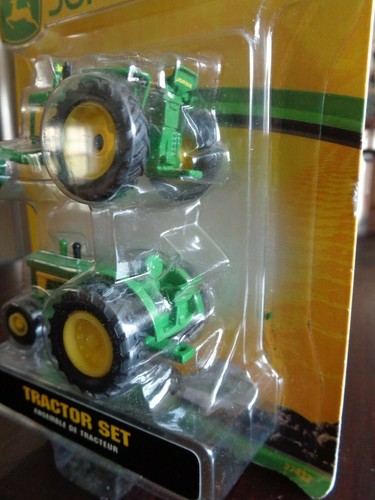ERTL JOHN DEERE 2 PIECE TRACTOR SET DIECAST 1/64 STOCK #35382 - Picture 5 of 10