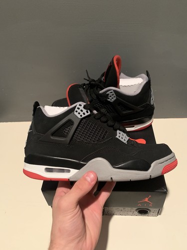 bred 4s size 7.5