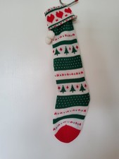 langer grün roter Nikolausstiefel Nikolausstrumpf Weihnachtsstrumpf gestrickt