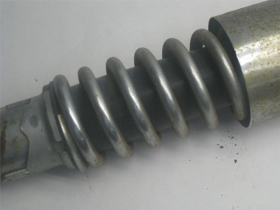 Honda Cl450 K2 Cl 450 Scrambler 1969 amortiguador trasero Foto 4 de 4