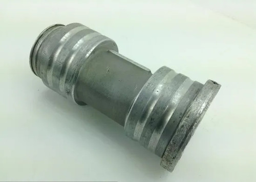 Lonestar Rear Wheel Axle Bearing Carrier 2000 Honda