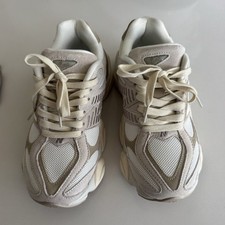 New Balance 9060 Men s Low Top Lace-Up Athlet...