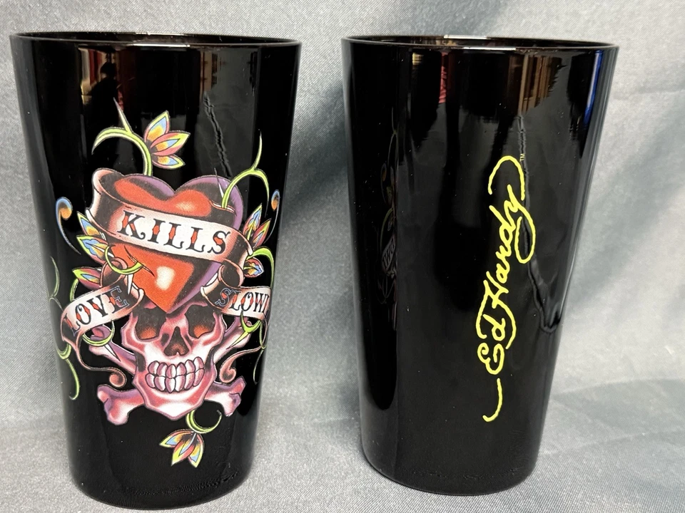 Набор из 2 черных пинтовых стаканов Don Ed Hardy Skulls - Изображение 2 из 4