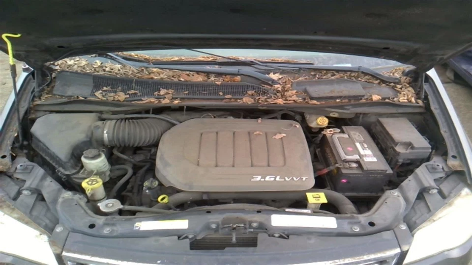 Módulo de control electrónico ECM del motor 3,6 L compatible con 12 caravanas 30022339 Foto 3 de 4