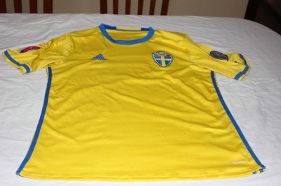 JOYA! T-Shirt SUECIA Euro 2016 - Größe M - Offizielle UEFA-Patches