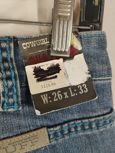 NWT Cowgirl Tuff Company Womens 26x33 (28x32) Wild Paisley Embroidered Jeans - Picture 12 of 17