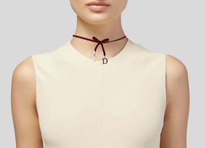 dior bow choker