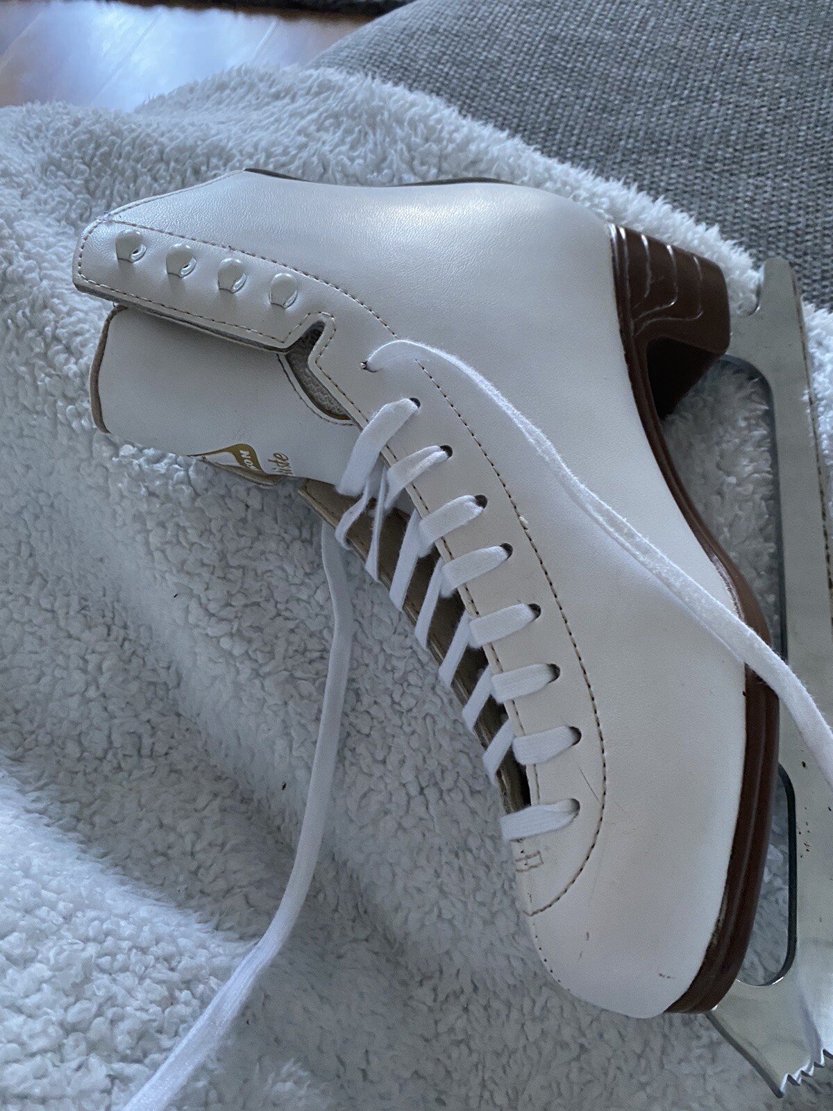 jackson artiste ice skates eBay