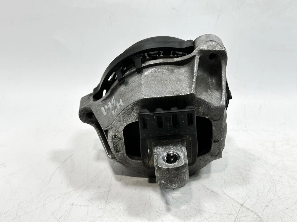17-2023 BMW 540XI M240XI OEM AWD FRONT LEFT ENGINE MOTOR MOUNT ASSEMBLY 6860471 - Image 4 of 4