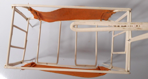 Muñeca Furga Lettino Nini E Nana 1970 de metal blanco cama de cuna recubierta de goma LEER - Imagen 11 de 13