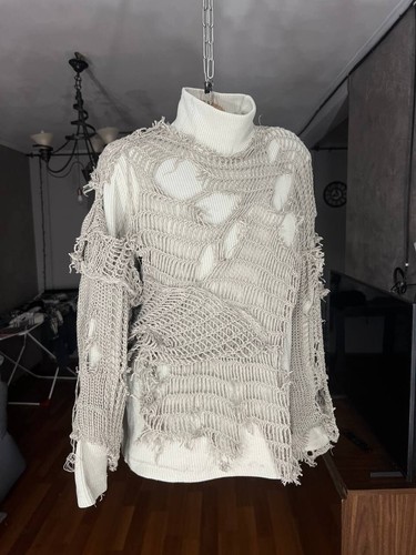 Suéter tejido envejecido vintage personalizado - hecho a mano estilo vanguardista (talla M) - Imagen 8 de 19