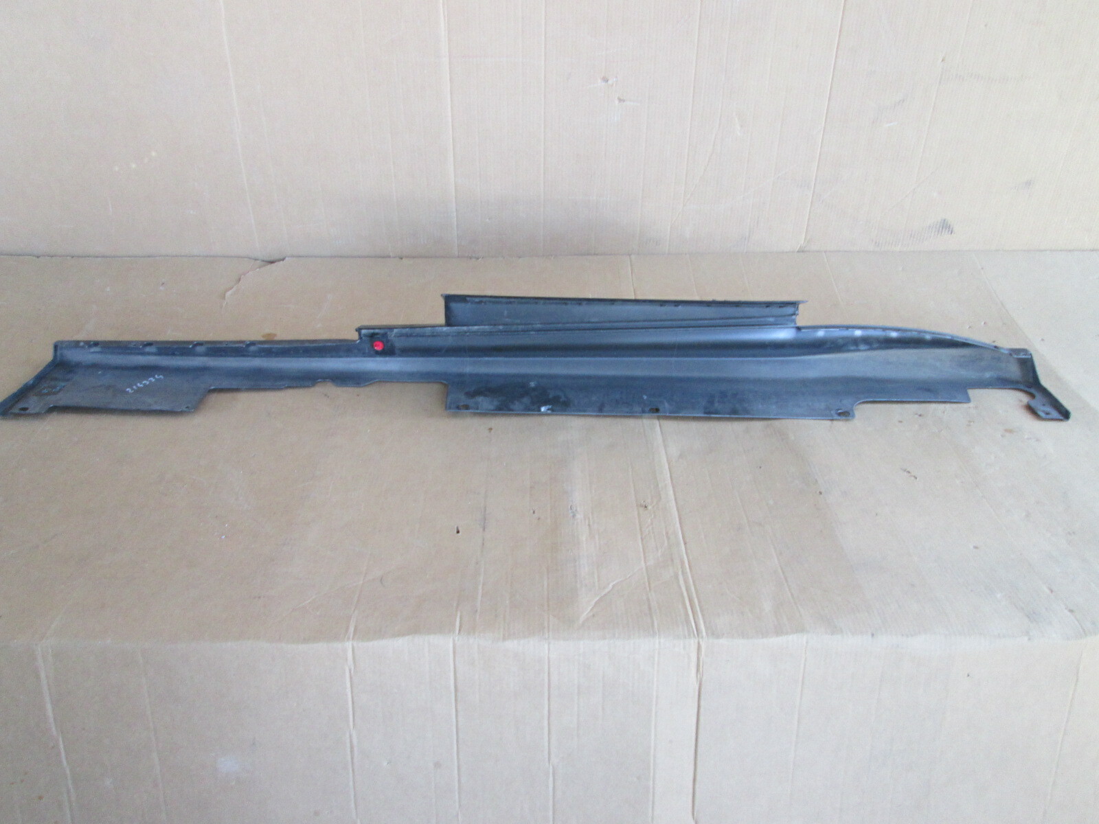 Ferrari F12 Berlinetta RH Rocker Panel / Side Skirt # 84306200  / 84306110