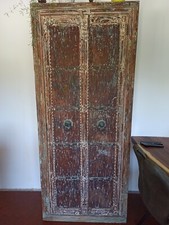 Armoire indienne  avec veilles portes bois massifs très tendance