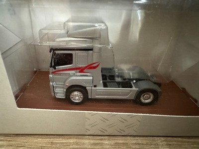 Herpa Mercedes Benz Actros Zugmaschine Unbespielt in OVP Limitiert auf 800 1:87