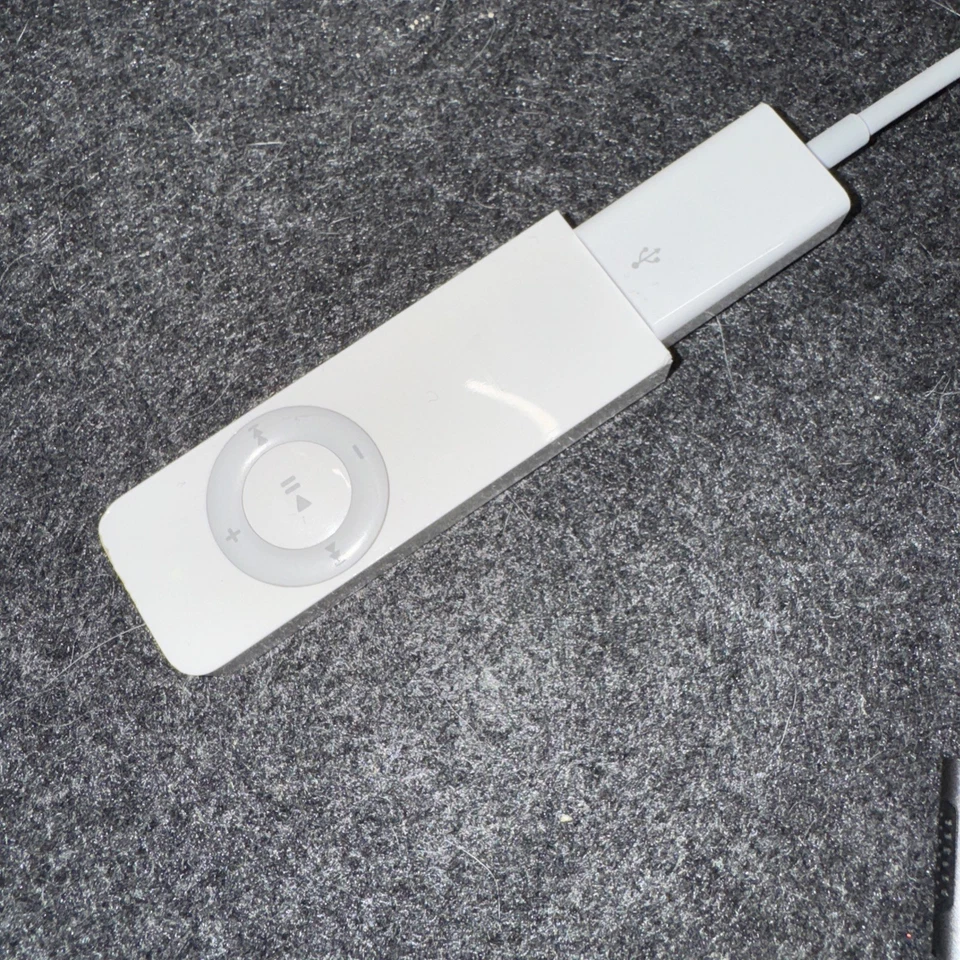 Vintage Apple IPod Shuffle 1.Generation Weiß 1GB - MP3 Player Weiß - Bild 3 von 4