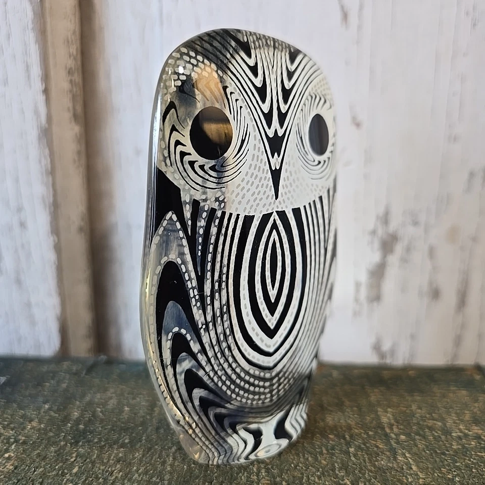 ABRAHAM PALATNIK Optic Art Lucite Owl Figurine 4” Vintage Mid Century Modern MCM - Image 2 of 4