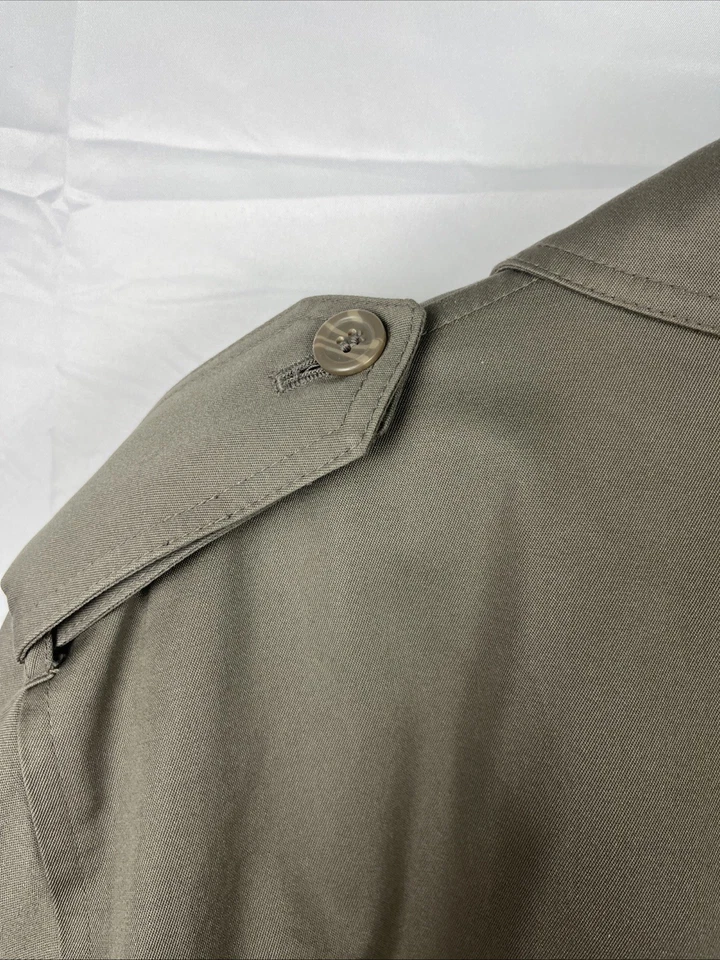 Silver Cloud Men’s Deluxe Trench Coat -Thermolite Removable Zip Lining Vintage - Image 4 of 4