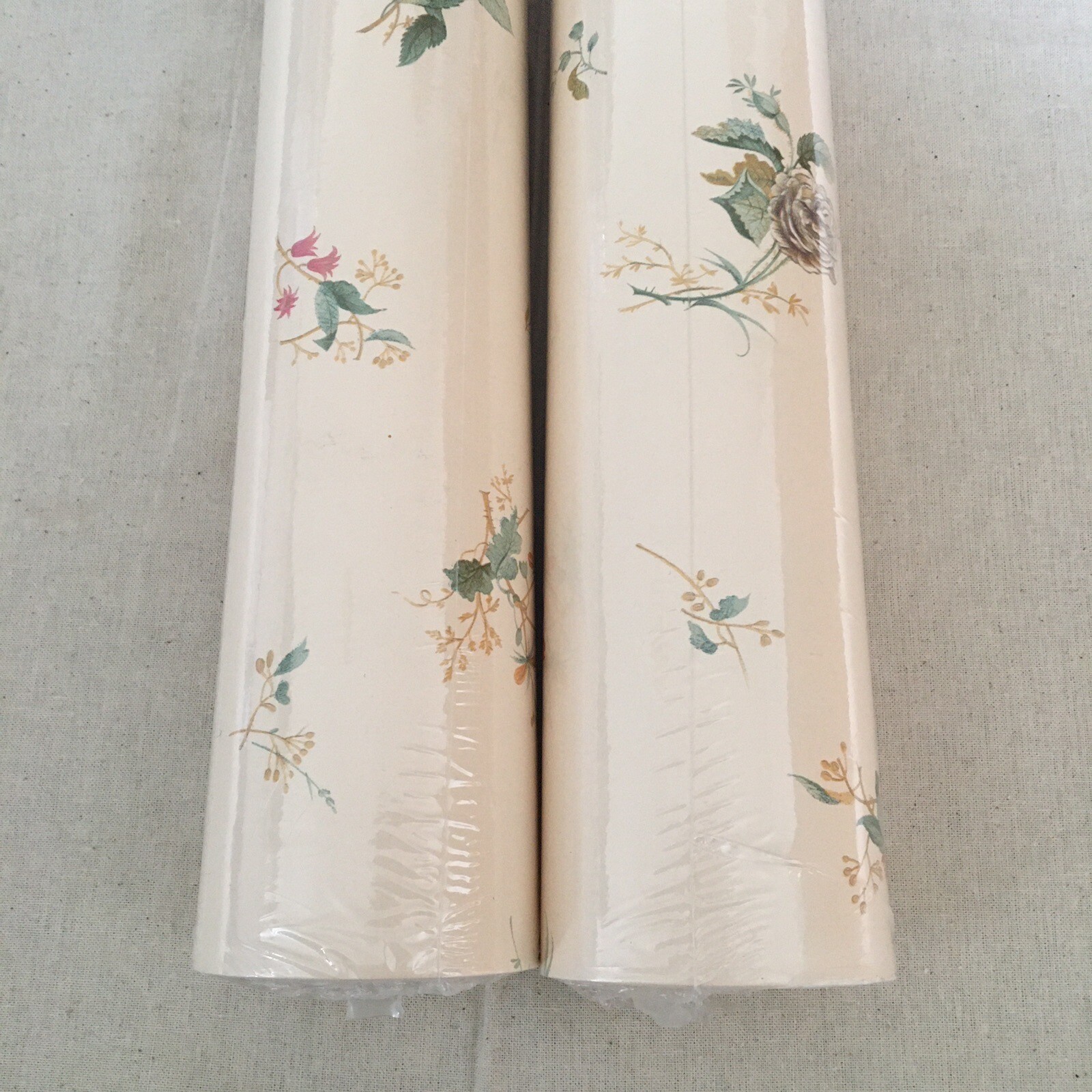 Two Rolls Vintage Dorma V&A Guinevere Floral Wallpaper Decor 10.05M X 0