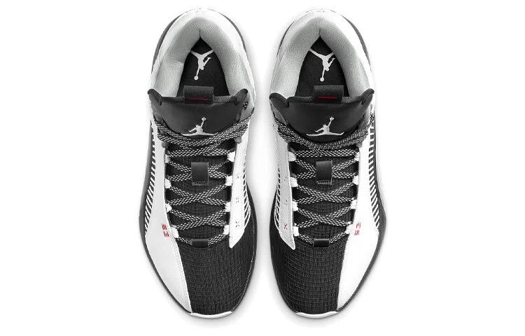 Jordan 35 Low PF Blanco Negro 2021 - CW2459101 Foto 4 de 4