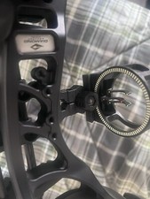 Arc De Chasse Droitier Diamond Archery - 8 à 70lbs - Réglable 21 à 31 Pouces - Noir Carbone