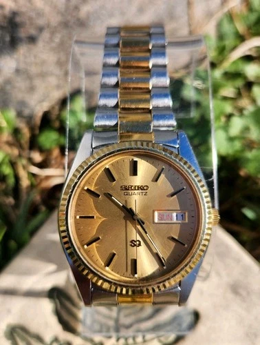 Vtg Seiko SQ 6923-8080 Day/Date President RARE Two Tone 35mm Men's Watch NICE!