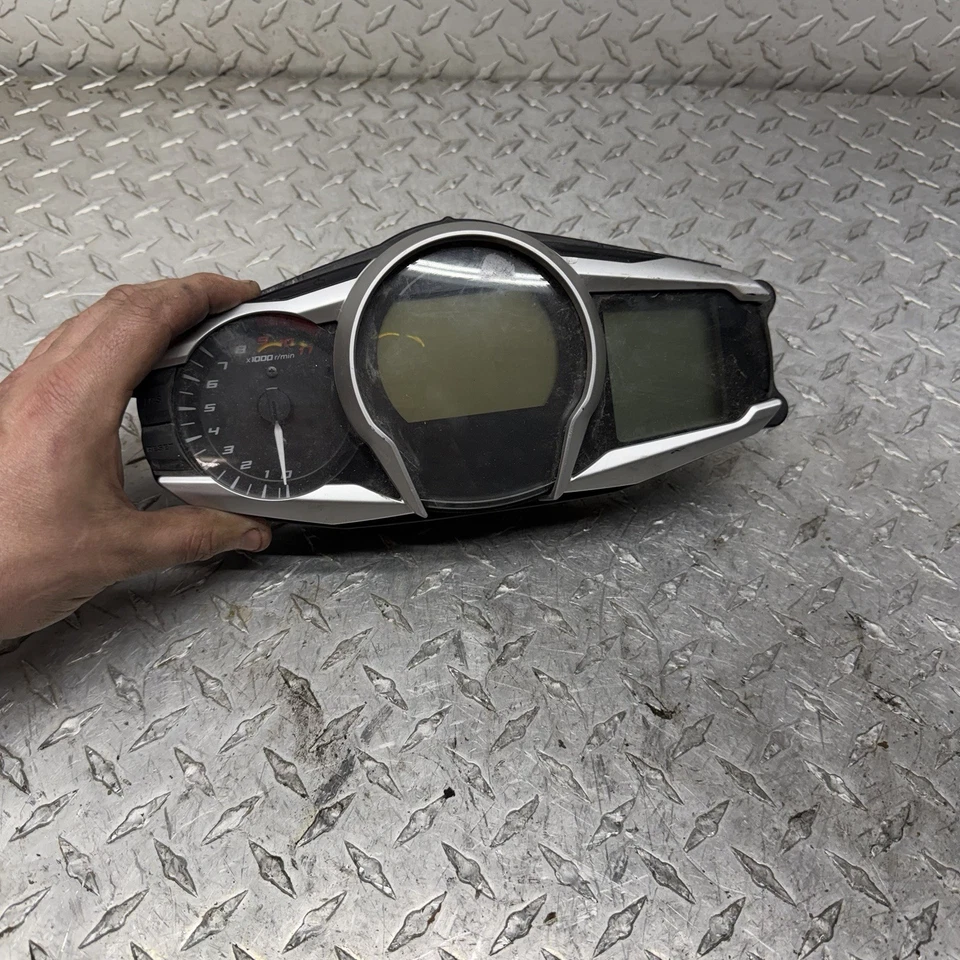 13-15 2013-2015 YAMAHA FJR1300 FJR 1300 SPEEDOMETER SPEEDO GAUGE CLUSTER METER - Bild 2 von 4
