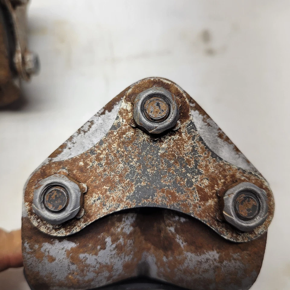 1994-02 Dodge Ram 2500 3500 Overload Leaf Spring Bump Stop Pair Block OEM - Image 3 of 4