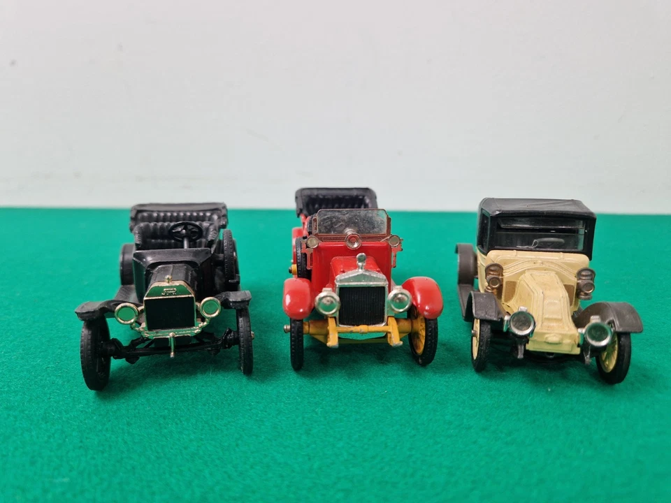 Lote de trabajo CORGI CLASSICS coches fundidos a presión 1910 Renault 12/16 Daimler 38 modelo T 1915 Foto 2 de 4
