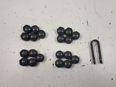 WHEEL TRIMS SET AUDI A6 AVANT QUATTRO (C6) 2018 8D0012244A / 4M0601173DJG3
