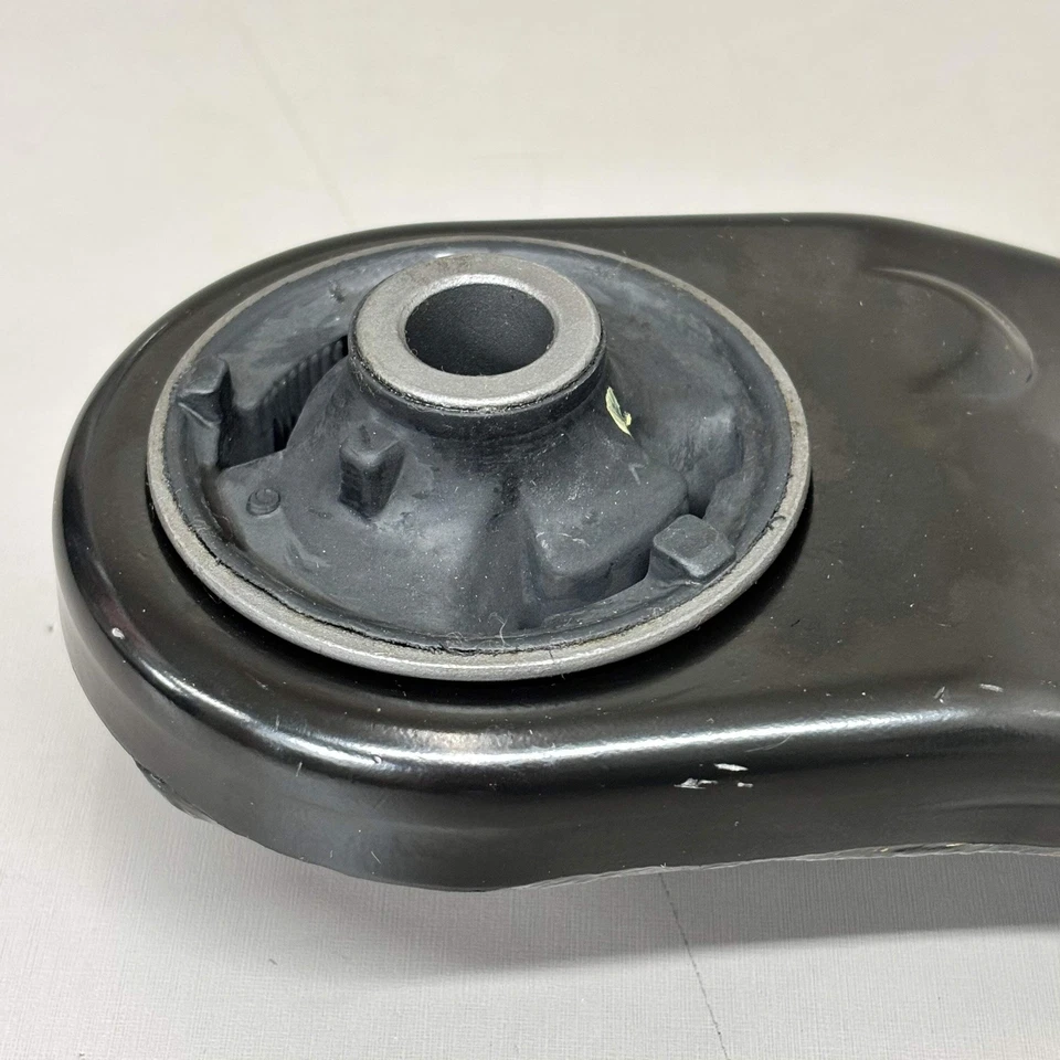 Brazo de control CTR con rótula para Toyota, Scion y Lexus hecho en Corea CQ0312Y Foto 2 de 4