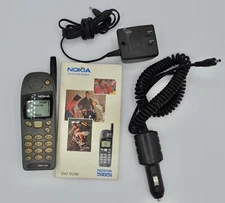 Vintage Nokia 5185i Cellphone with Chargers & Book Works Verizon