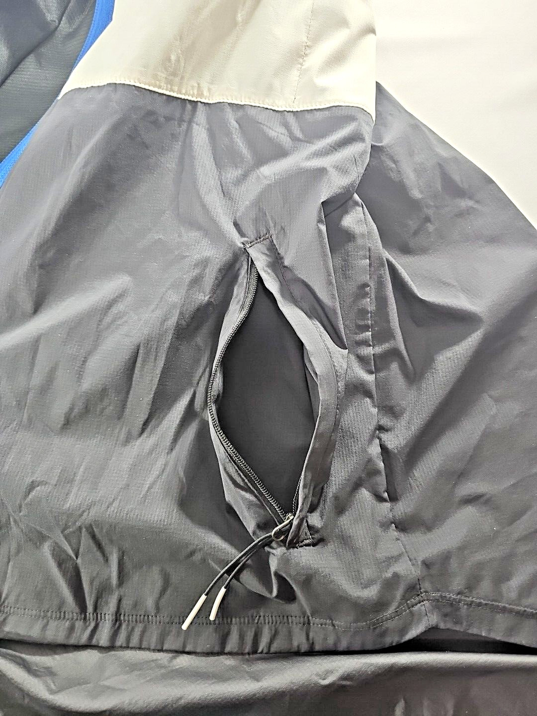 Nike Shield Packable Lightweight Full Zip Jacket … - image 14