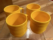 Vintage 70s 4 Rubbermaid Ribbed Yellow Plastic Mugs Coffee Cups Stackable Retro