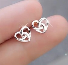 Sweet Love Heart Stud Earrings Valentine's Day Earrings Valentine's Day