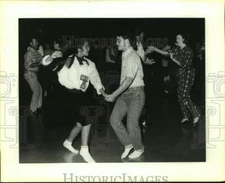 1990 Press Photo Bret Clements and Natasha Cuccio dance at March of Dimes dance