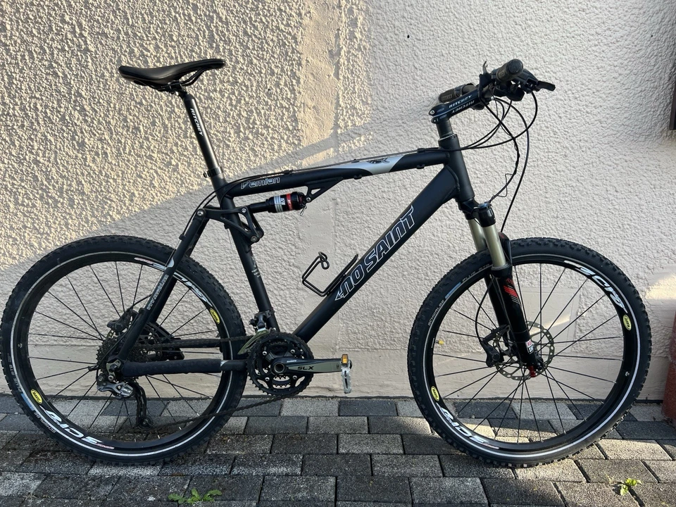 No Saint SLX Fully-MTB