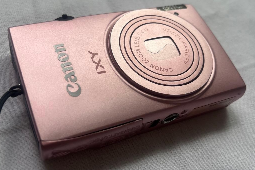 Canon IXY 220F ピンク 16.1メガピクセル Canon IXY 220F Pink PowerShot ELPH 110 IXUS 125HS 16.1MP 5x zoom