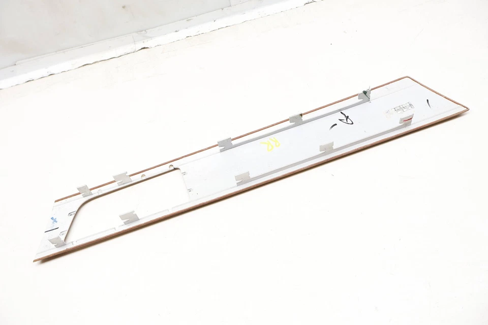 Land Rover LR4 2010-2016 - Panel puerta trasera derecha moldura AH22274B16 Foto 4 de 4