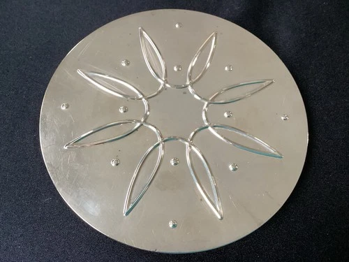 VINTAGE TOWLE STERLING SILVER FOOTED TRIVET AWAKENING PATTERN 6.25”
