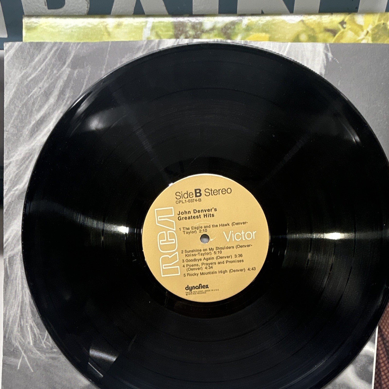 Text In Jacket John Denver John Denver's Greatest Hits RCA Victor CPL1-0374 12