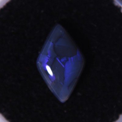 2.05ct solid Lightning Ridge black opal gem -- lovely blue flagstone/chaff