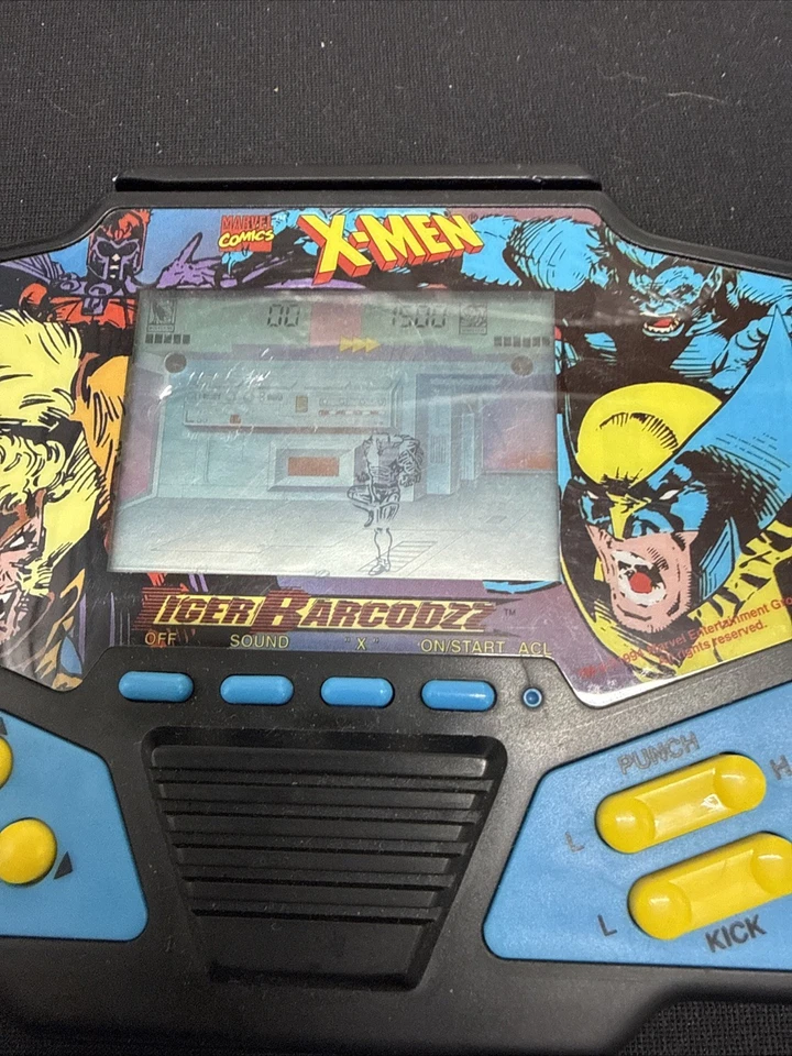 Juego portátil Tiger Electronics X-Men Barcodzz de colección probado y funcionando 1994 Foto 3 de 4