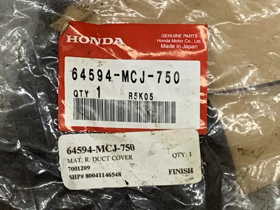 HONDA 2000-01 CBR900RR CBR929RE CBR929RR OEM R. PANEL MAT #64594-MCJ-670 - Imagem 2 de 3