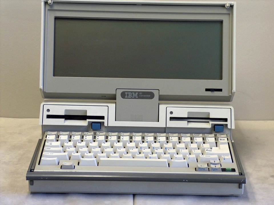 Computadora personal convertible IBM 5140 PC con lote de piezas y accesorios - para piezas Foto 2 de 4