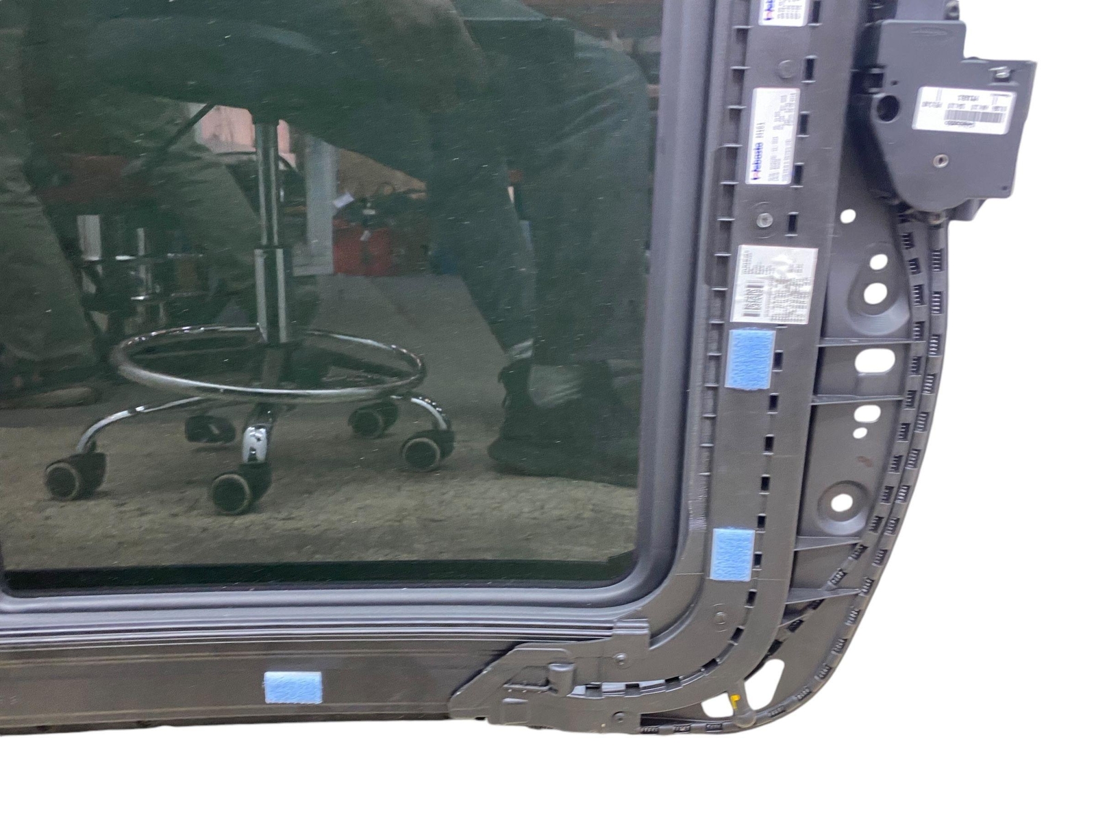 2017 - 2020 MASERATI LEVANTE M161 OEM PANORAMIC SUNROOF ASSEMBLY