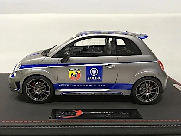 Librea biposto Fiat ABARTH 695 BBR 1/18 Yamaha Factory Racing 2015 BBRC1811V Foto 4 de 4